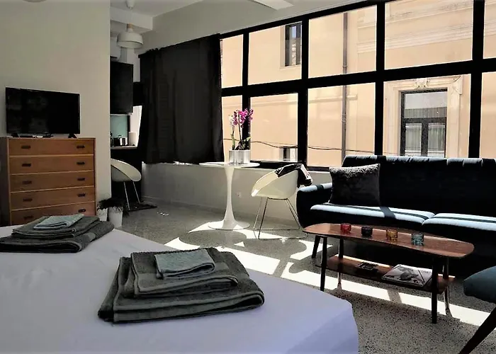 Central urban studio A