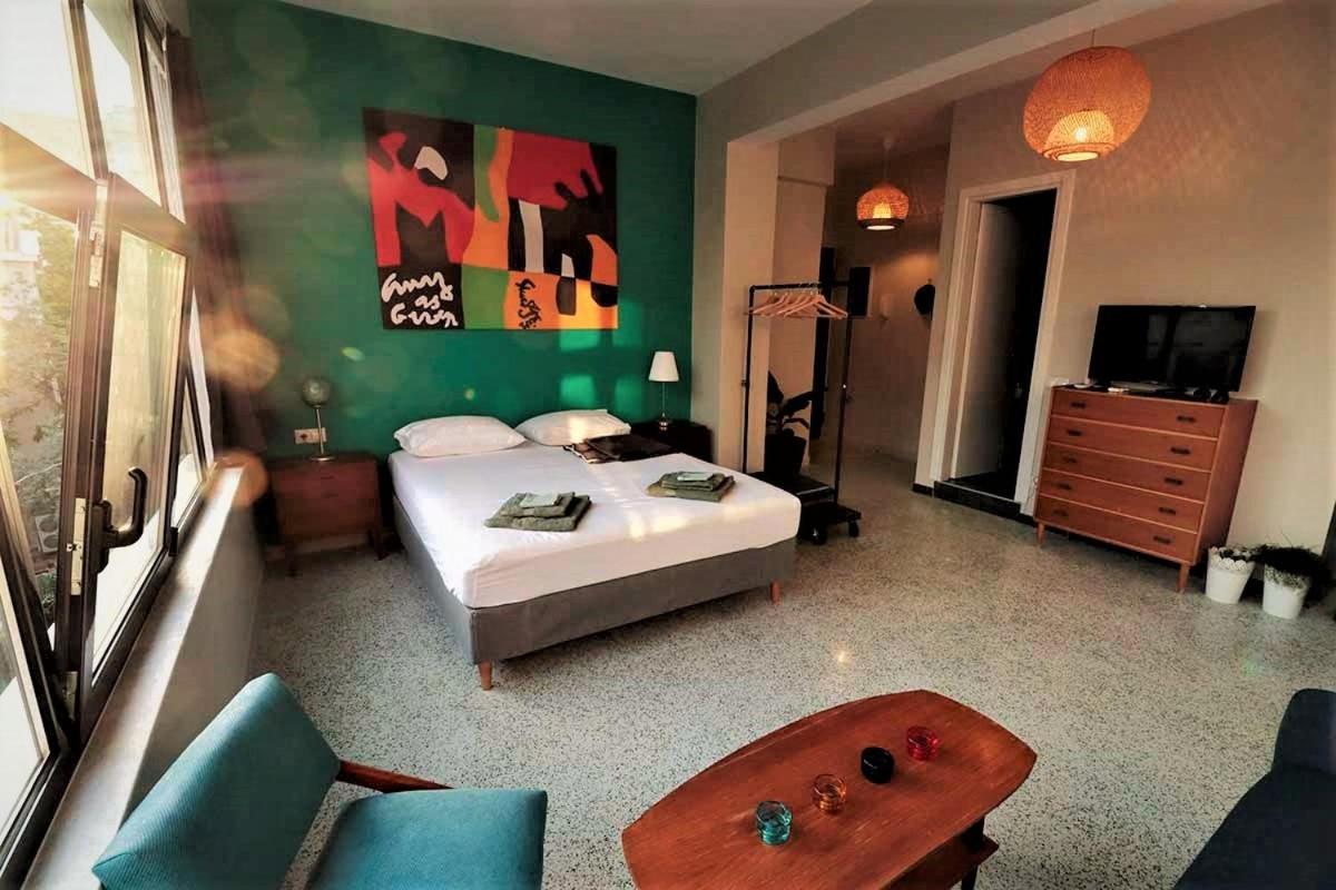 Urban A Афины